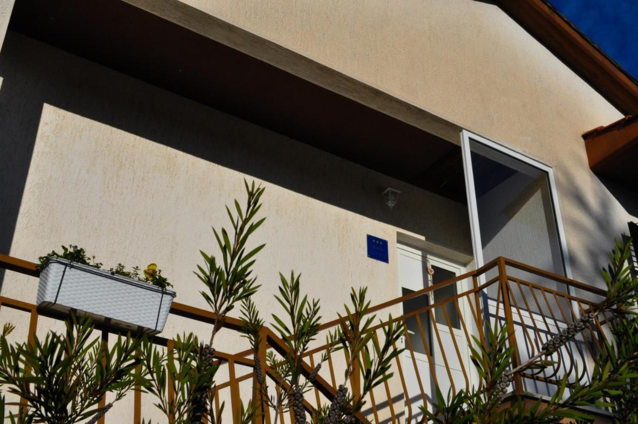 Apartman Anita Buzet Esterno foto