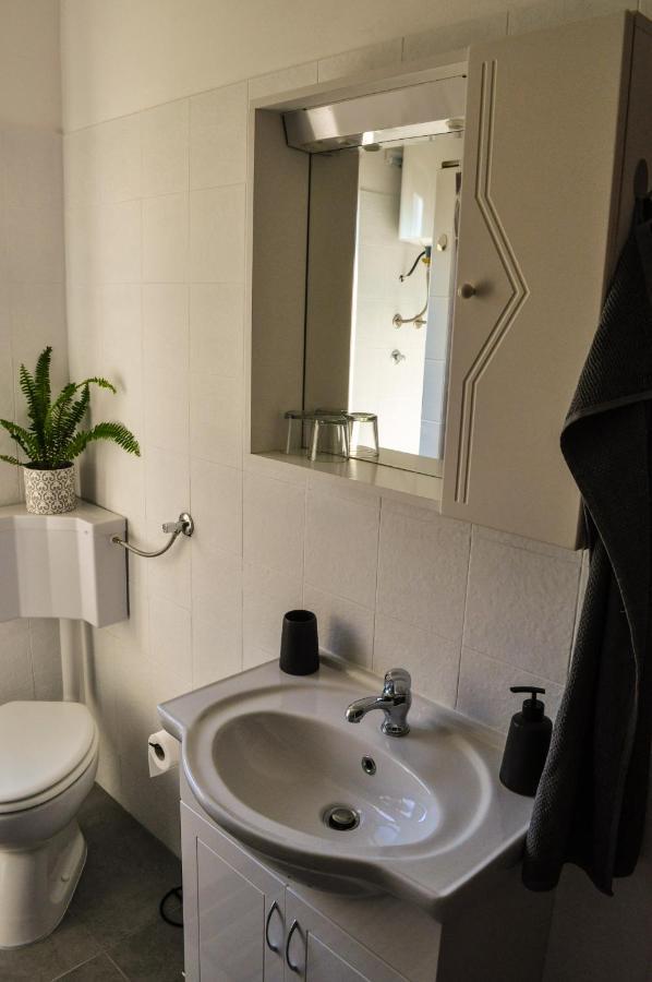 Apartman Anita Buzet Esterno foto